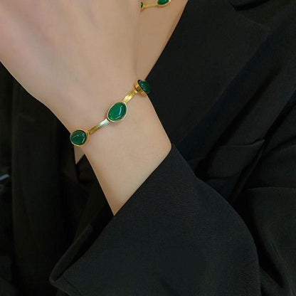European Pearl Crystal Set (Bracelet + Necklace)