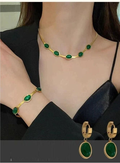 European Pearl Crystal Set (Bracelet + Necklace)