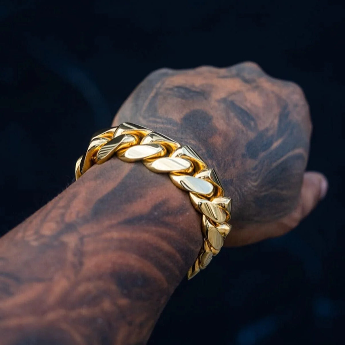 Gold Cuban Bracelet for Men (BUY 1 GET 1 FREE)