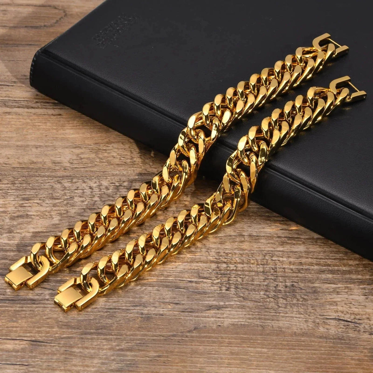 Gold Cuban Bracelet for Men (BUY 1 GET 1 FREE)